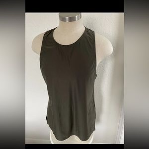 Lululemon License to train tank Green Large